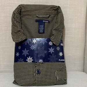 Basic Editions Navy Blue and Tan FLANNEL PJ SET  Size XL       100% cotton